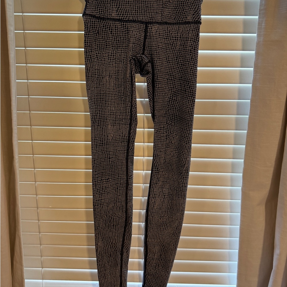 Lululemon Athletica Black and White Leggings